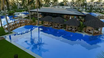 Four Seasons Life III - 5
