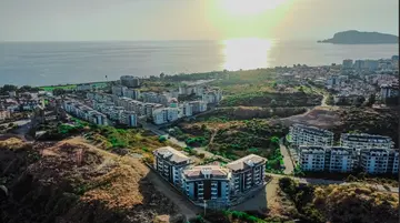 Sea Pearl Sky - 4